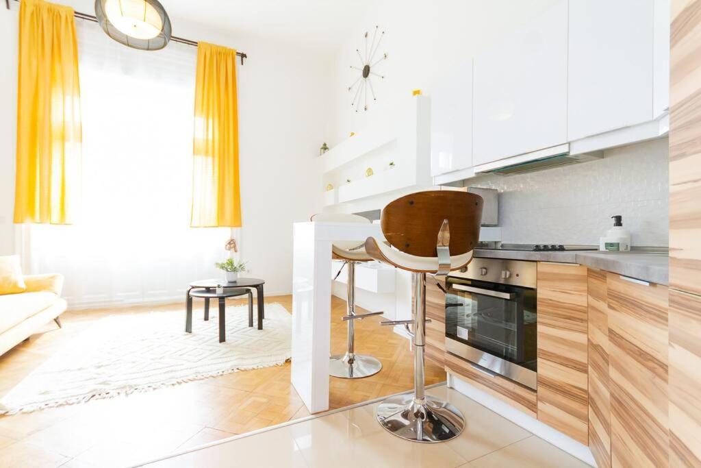 Bright Design Riverside Studio By Nw Budapest Exterior photo